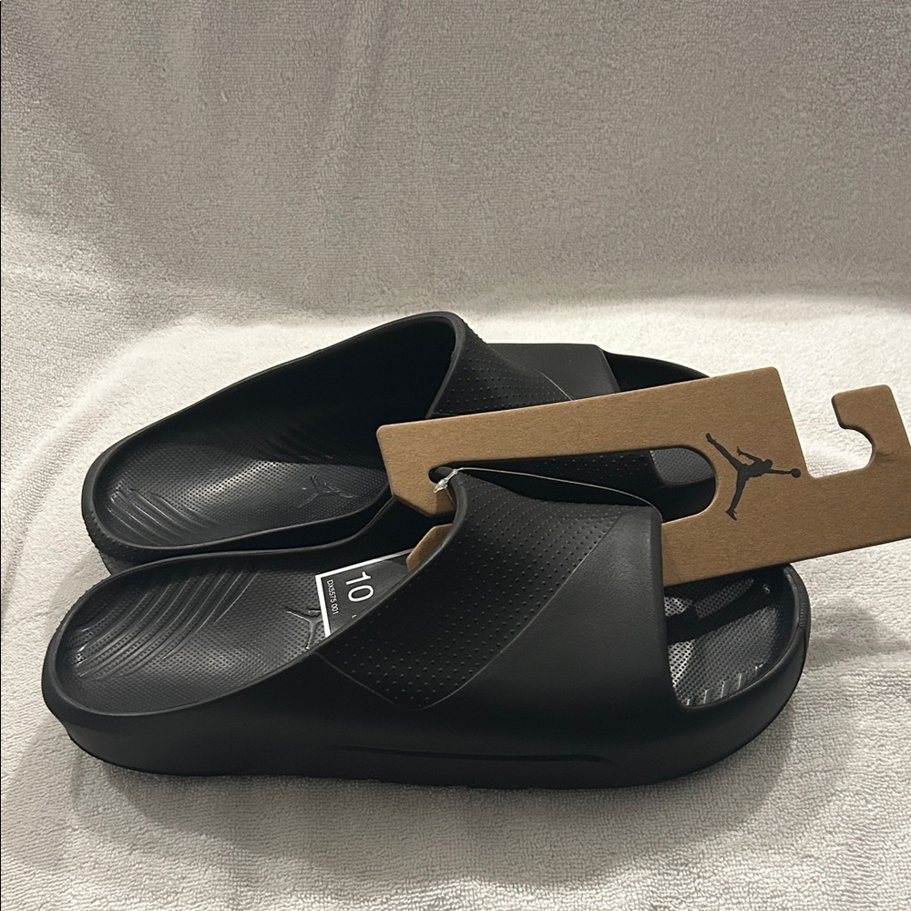 Jordan POST Slide Size 10 M . Black Color